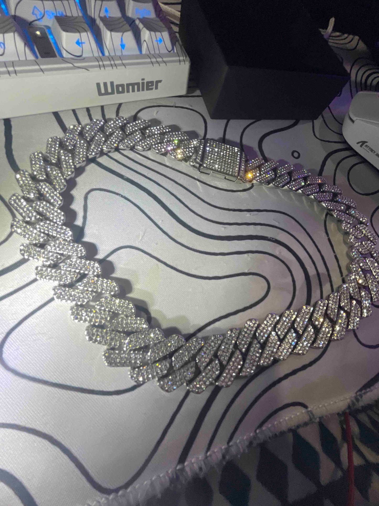 Iced Cuban Chain – Silver